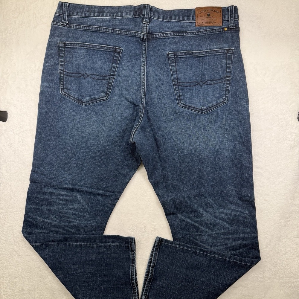Lucky Brand 410 Athletic Fit Jeans Men's 40x30 Blue Denim Stretch Preppy